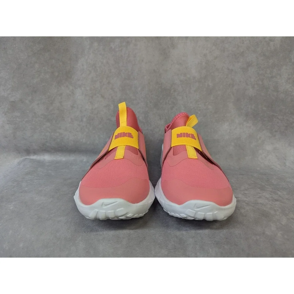 Nike Flex Runner 2 Girls‎ 5Y Coral Chalk New